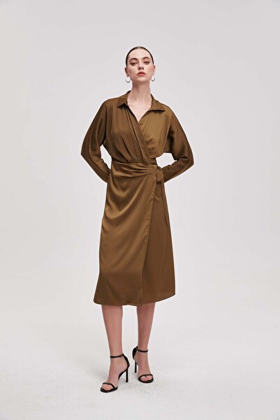 Livia Long-sleeve plain midi dress with waist belt