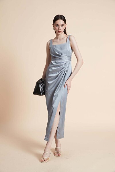 Yola فستان ماكسي بدون أكمام شق أمامية