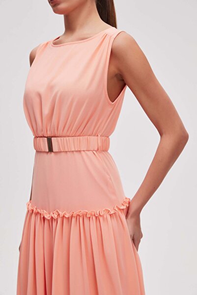 Livia Sleeveless plain midi dress