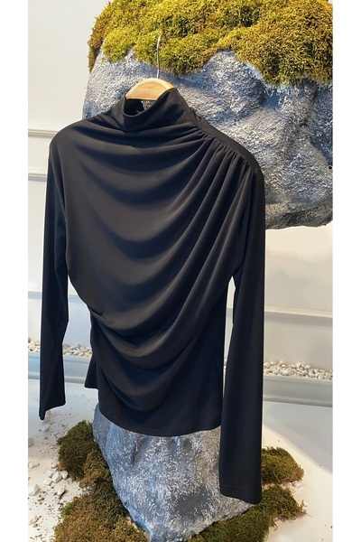 EFRUNS Kadın Drapeli Asimetrik Bluz Dik Yaka Uzun Kollu Likralı Şık Bluz