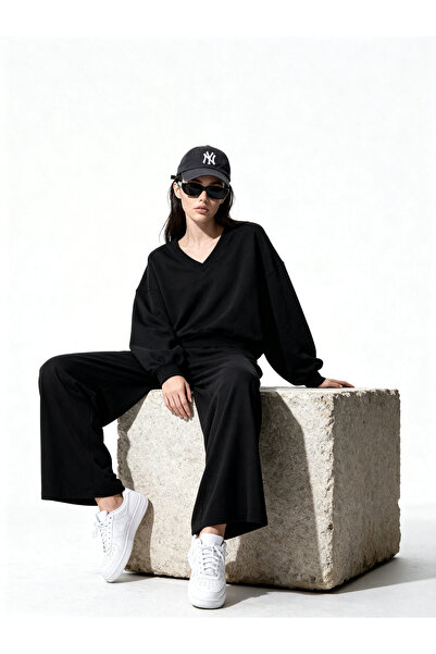 LAPS Rei Daily Stylish Women's V-Neck Wide-Leg Relaxed Cut Tracksuit Set