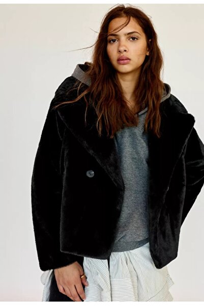 Butik Allbucks Pullbear, Short Faux Fur Coat Abpnb3777