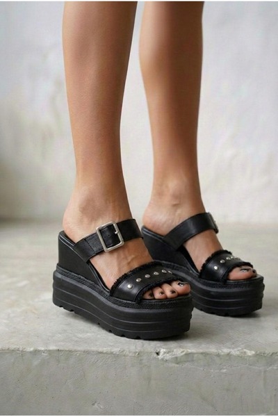 Modanizm Kujen Siyah Dolgu Topuklu Terlik