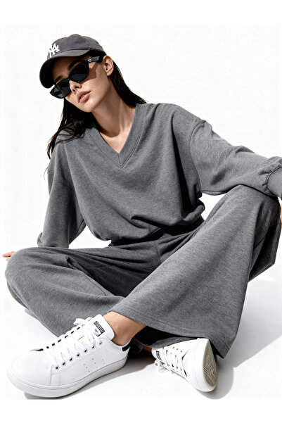 LAPS Rei Daily Stylish Women's V-Neck Wide-Leg Relaxed Cut Tracksuit Set