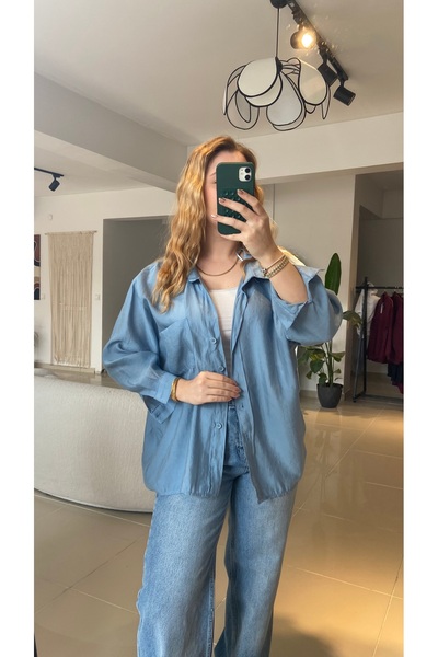 Ezgie Atelier Dökümlü Oversize açık mavi gömlek