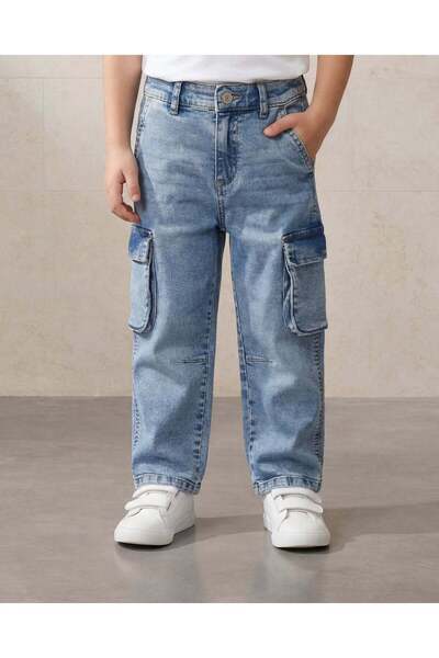 REDTAG جيب جانبي كبير جانبية متوسطة اللون