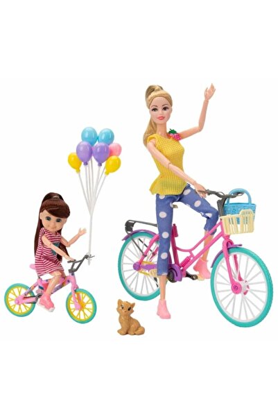 Noriel Playset: Belissa brunette doll and her mother on a bicycle