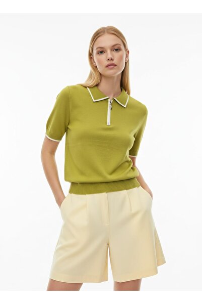 Noi Belis Soft-Textured Polo Collar Half Placket Buttoned Knitwear Blouse Ss2...