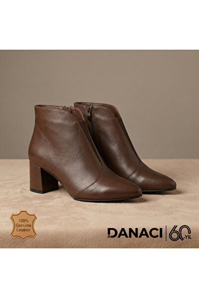 DANACI Kahverengi %100 Deri Fermuarlı Sivri Burun Kadın Bot