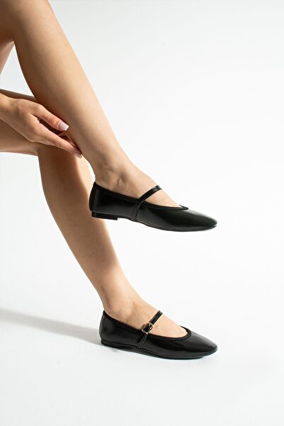 Friend & Trend Suni Deri Oval Burun Kısa Topuk Kadın Babet FT8181