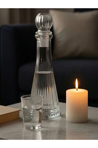 Home KRİSTAL DESENLİ CAM SÜRAHİ