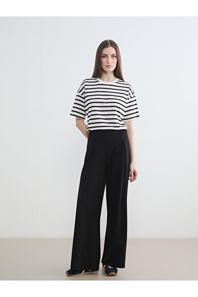 LC Waikiki Trendlucky Standard Fit Women's Pleated Fabric Pants with Difference