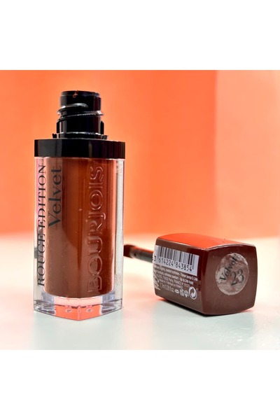 MT Rouge Edition Velvet Liquid Lipstick – No. 23 – 7.7 ml