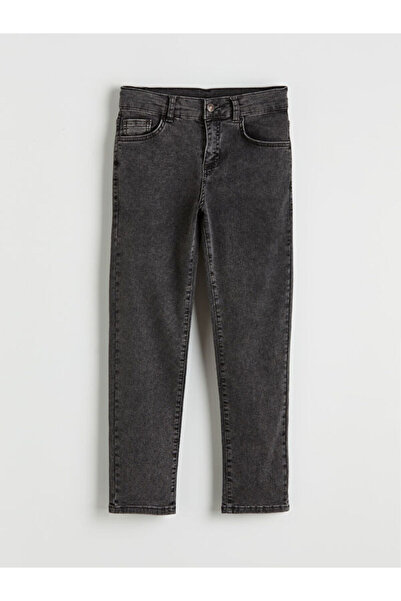 LC Waikiki بنطلون جينز للأولاد من فريزن ستور I Dar Kalıp