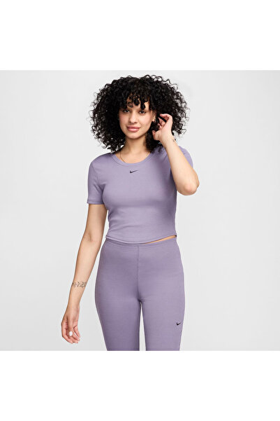 Nike Sportswear Chill Knit Sportswear Kadın Crop T-Shirt