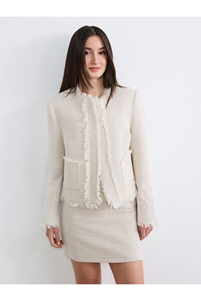 LC Waikiki سترة نسائية من التويد باللون البني برقبة دائرية بشرّابات