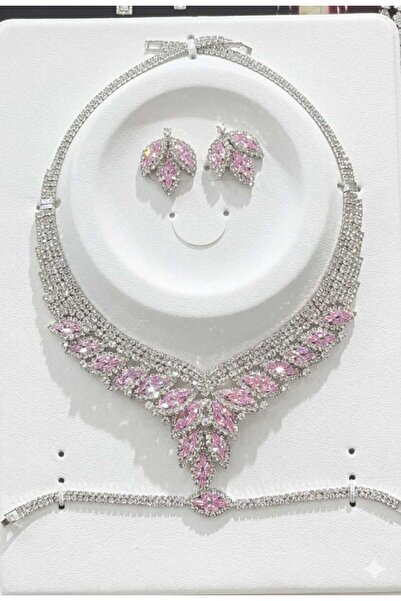 Treasures طقم مجوهرات نسائي