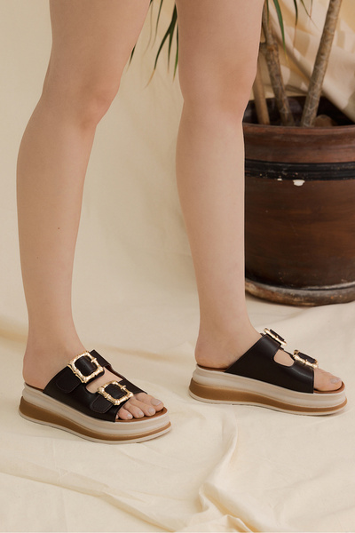 Tonny Black Women's Brown Comfortable Fit High Sole Buckled Slipper