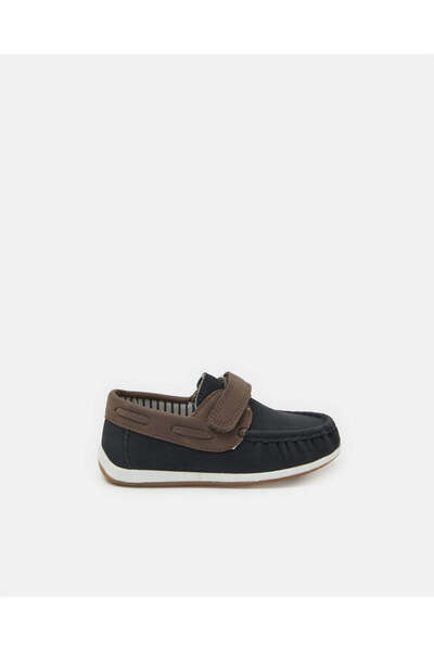 REDTAG Boys Black Textured Moccasins
