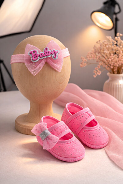 Bilge Trend Baby Girl Pink Baby Motif Hair Band and Booties Set (0-6 Months)