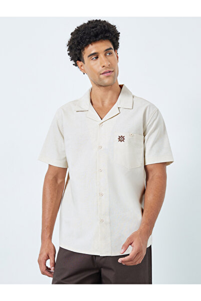 Styli Men Relaxed Fit Linen Blend Resort Collar Shirt