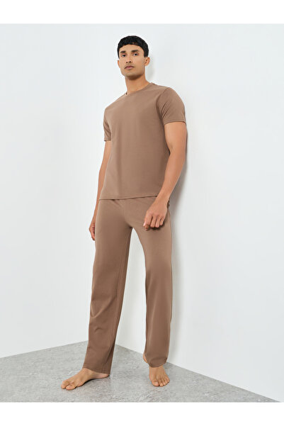 Styli Men Brown Short Sleeve T-Shirt and Pyjama Set