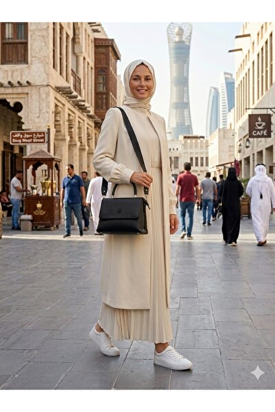 Just Polo Women's hand and shoulder bag