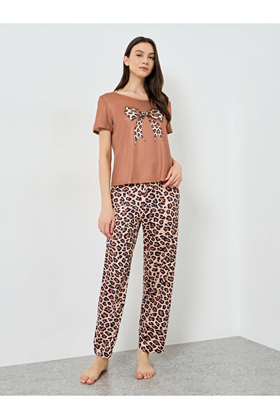 INENEMIS By Styli Brown Bow Print T-Shirt and Leopard Pyjama Set