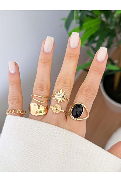 Venus Design Multiple Ring Set