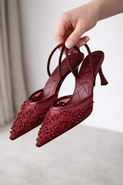 HCO Women's Evening Dress Shoes with Lace and Pearl Detailing and Elastic Back