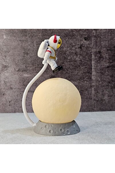 Leyaton BUFFER® 3D Ay Üzerinde Astronot LED Gece Lambası – Dokunmatik 10 Renk...