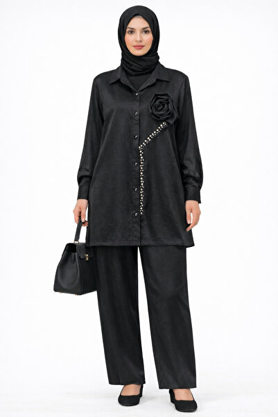 Lotus Taş Detaylı Gül Aksesuarlı Siyah Tesettür Takım