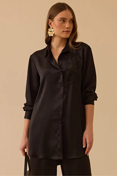 SEÇİL Kadın Nakışlı Çizgi Detaylı Saten Tunik - Siyah