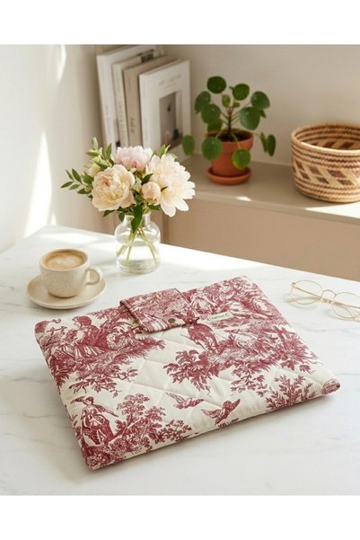 GÖKDAĞ BEDDING Handmade Burgundy Toile Pattern Quilted Laptop Case