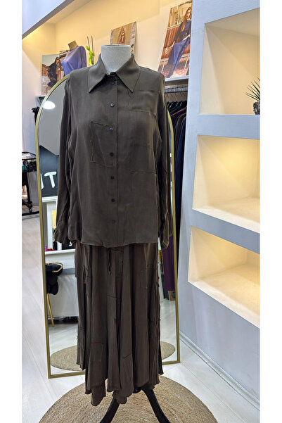 MissWhence طقم قميص كوبيرا حرير مع تنورة 39304 كاكي