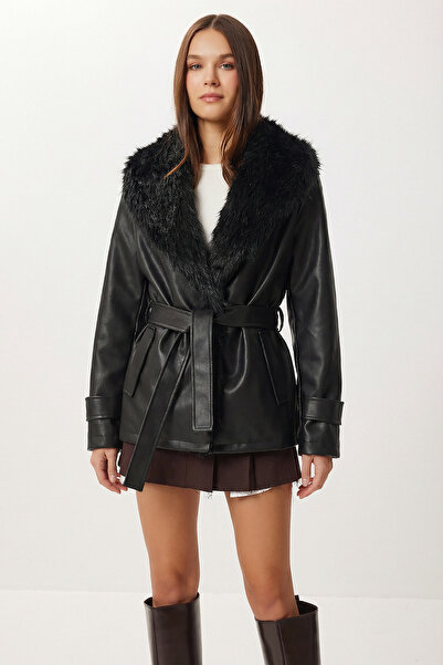 Lovelyİstanbul Fur Collared Belted Faux Leather Jacket Lax0006 Black
