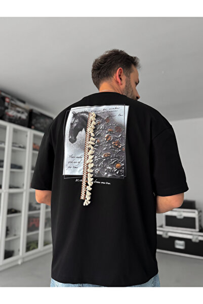 BYBASICMAN Crni Sa resama konj Štampano Oversize kroj T-shirt SW-5106