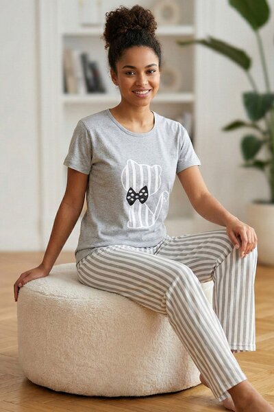 Niket Life Ženska mačka Sa deznom i ispod Prugasto Pamučni džersej set kratki...