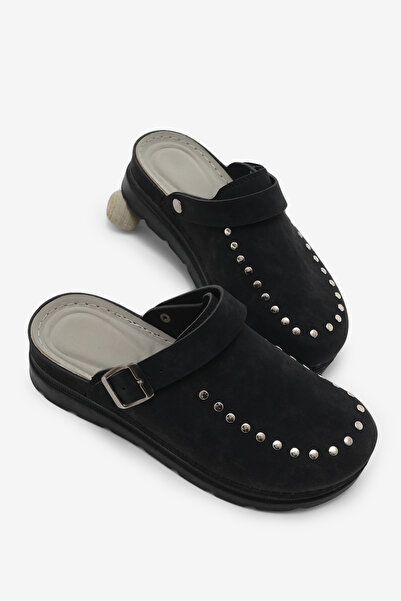 Tonny Black Women's Black Comfortable Fit Stone Shoes Buckled Sandals