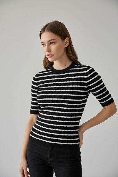 Butik Women's Crew Neck Mercerized Knitwear