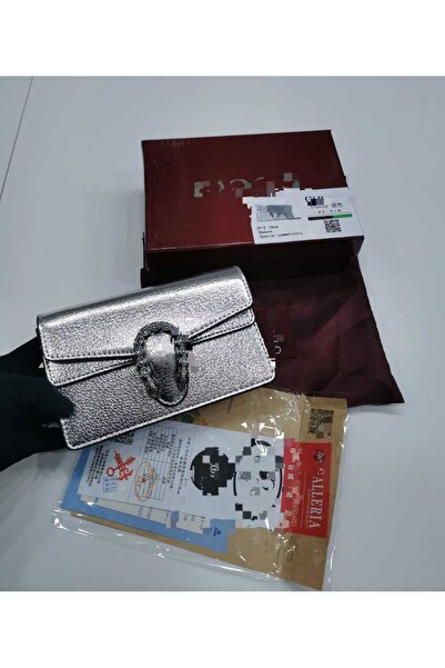 bag Elegant, high-quality women's shoulder bag with all accessories