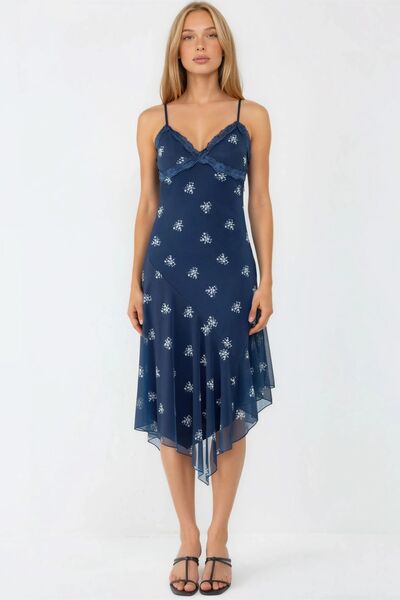 Hiccup V-Neck Printed Body Fitted Lace Detailed Maxi Dress