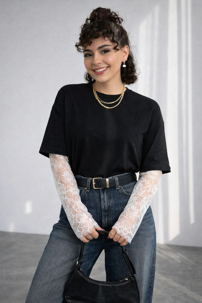 Betül Nayir White Sleeves Lace Pack Women's T-Shirt