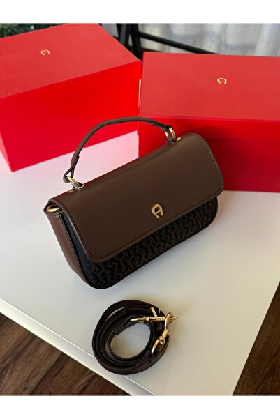 GGGG Bags with their accessories