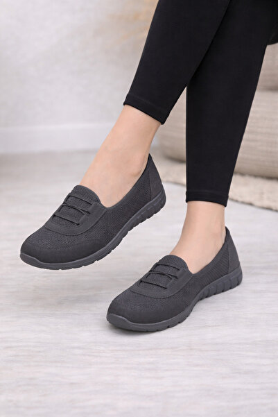 AYAKKABI BÜYÜSÜ حذاء مشي نسائي طبي موديل خفيف بنعل ناعم بدون أربطة