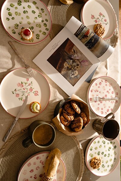 Saatistan El Yapımı Çiçek Desenli 6’lı Stackable Pasta Tabağı Seti