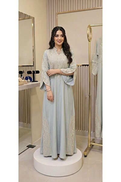 BRK Evening dress/Gulf-style evening gown with a lace bodice, modern collar a...