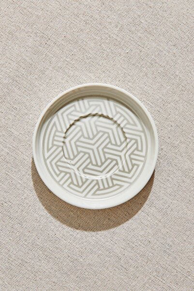 Paşabahçe Geometrik Porselen Çay Tabağı Silver