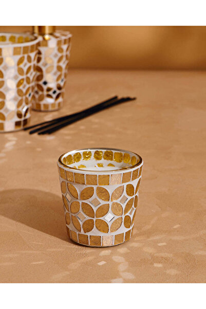 REDTAG شمعة معطرة بنسبة 8% في حامل زجاجي