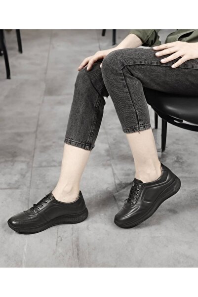 BARIŞ AKBULUT جلد أصلي حذاء من الجلد المطاطي طبي